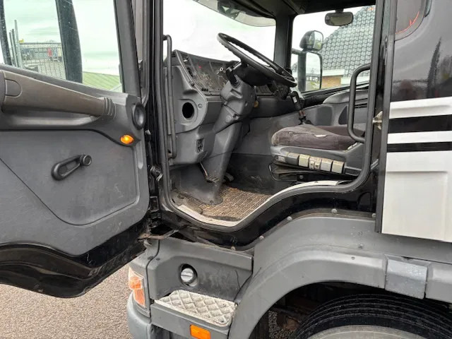 Грузовик-шасси Scania P94-220 Chassis curtainslider DB 4X2 NA 65115 Low Milage: фото 13