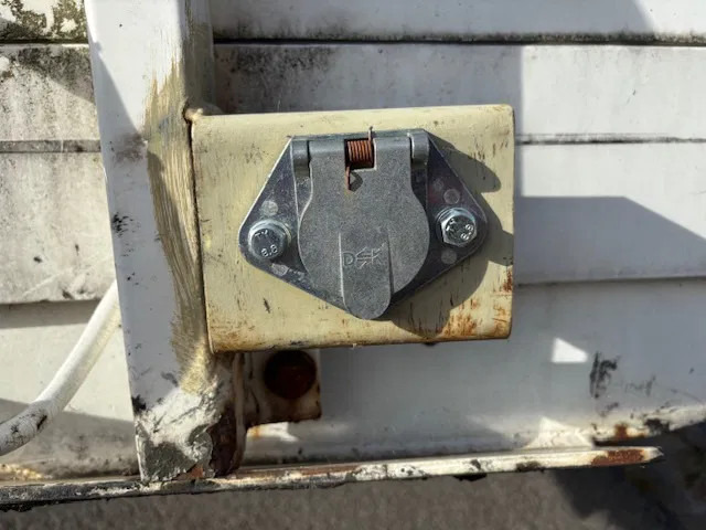 Полуприцеп-фургон Verem 2 axle trailer Closed Box curtain slider MOT 01-2026: фото 14
