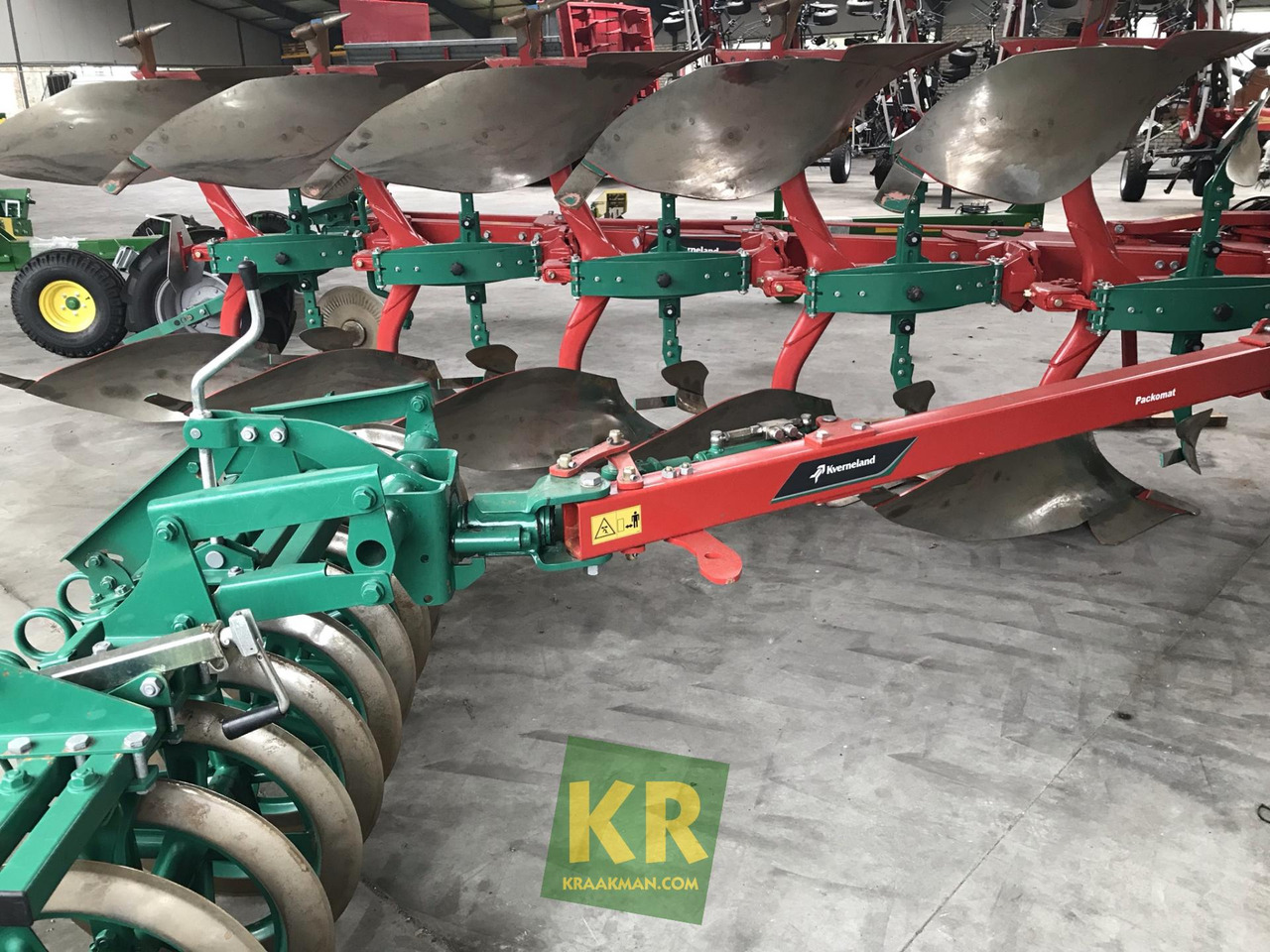 3300S Variomat Kverneland - Плуг: фото 3 3300S Variomat Kverneland - Плуг: фото 3