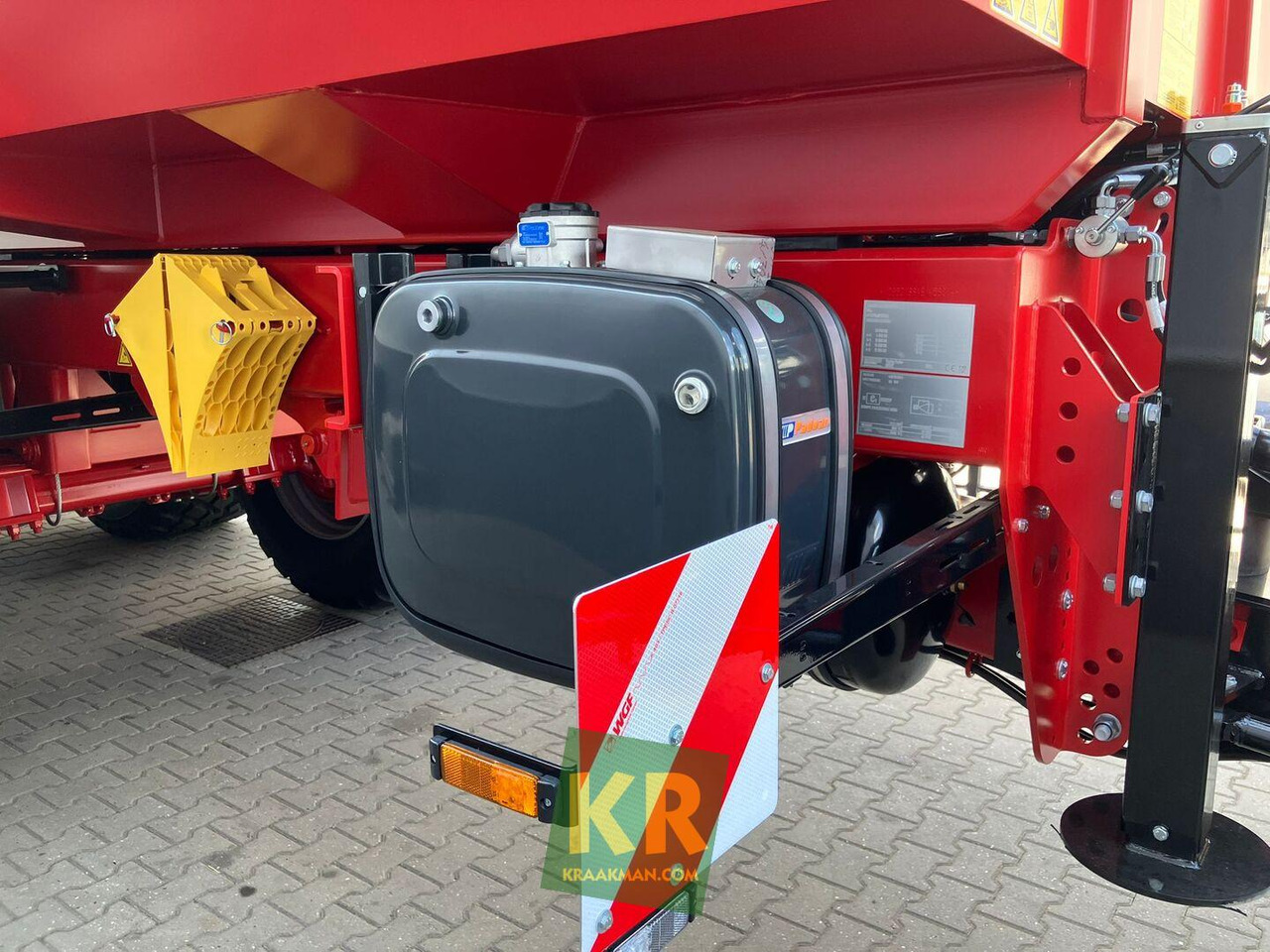 BIG BODY 900 Krampe - Сельскохозяйственный прицеп-самосвал: фото 2 BIG BODY 900 Krampe - Сельскохозяйственный прицеп-самосвал: фото 2