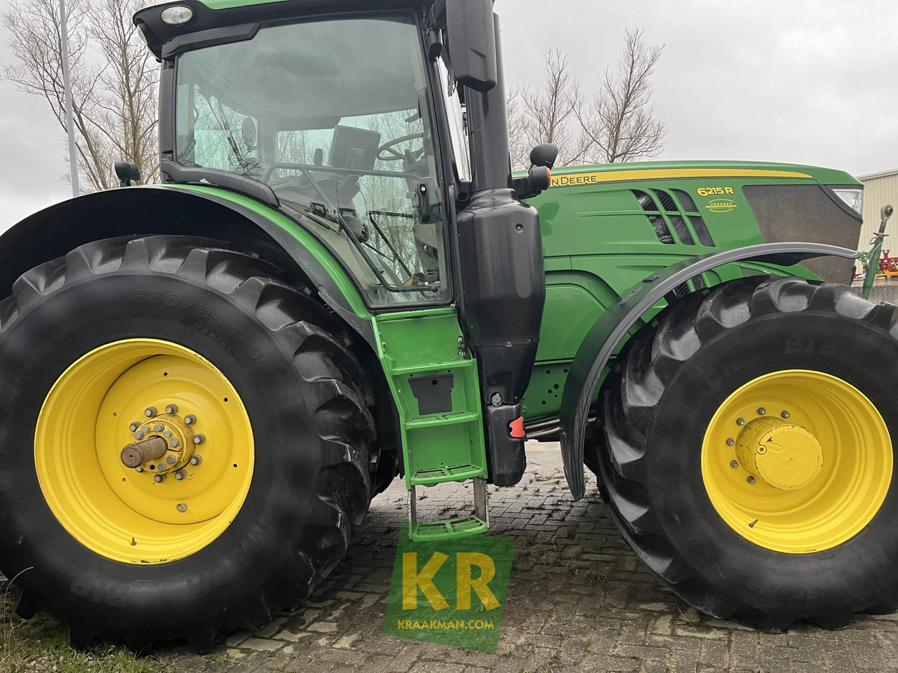 John Deere 6215R - Трактор: фото 2 John Deere 6215R - Трактор: фото 2