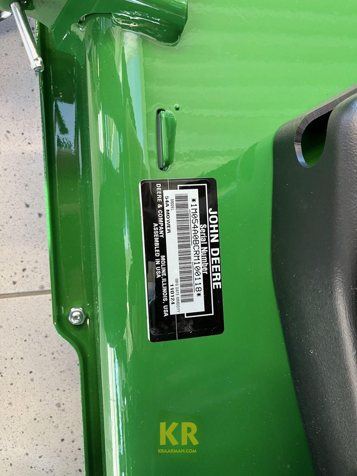 John Deere X590 - Газонокосилка: фото 1 John Deere X590 - Газонокосилка: фото 1