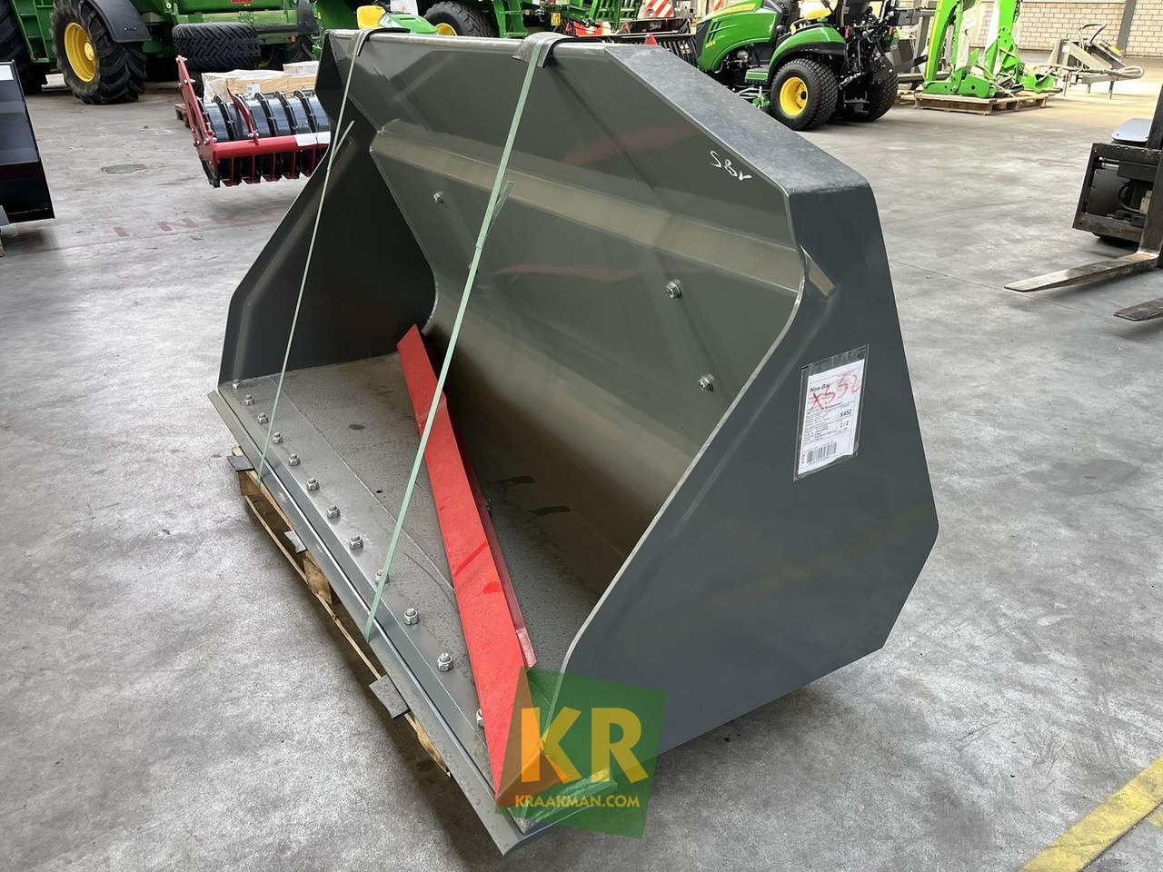 Kramer Voorzetstukken - Ковш для погрузчика: фото 3 Kramer Voorzetstukken - Ковш для погрузчика: фото 3