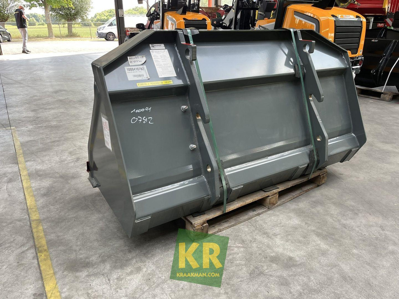 Kramer Voorzetstukken - Ковш для погрузчика: фото 1 Kramer Voorzetstukken - Ковш для погрузчика: фото 1