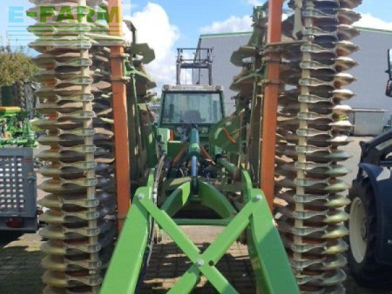 Amazone catros xl 6003-2 + messerwalze - Дисковая борона: фото 3 Amazone catros xl 6003-2 + messerwalze - Дисковая борона: фото 3