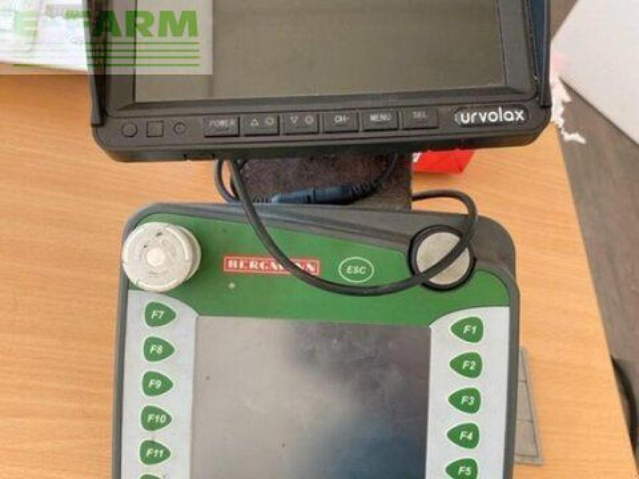 Сельскохозяйственный прицеп-самосвал Bergmann l. carex390k: фото 15 Сельскохозяйственный прицеп-самосвал Bergmann l. carex390k: фото 15