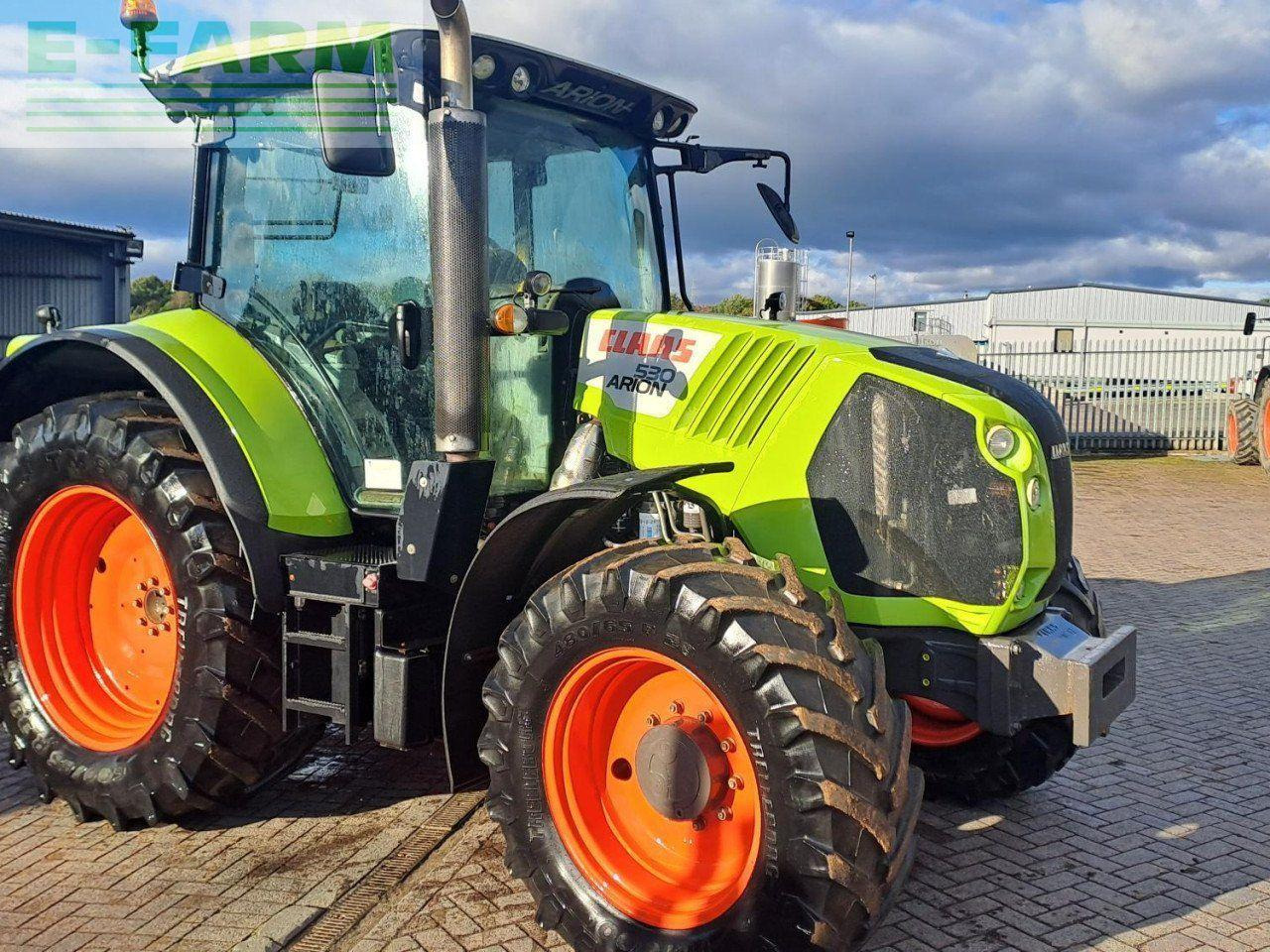 CLAAS ARION 530 CIS CIS - Трактор: фото 1 CLAAS ARION 530 CIS CIS - Трактор: фото 1