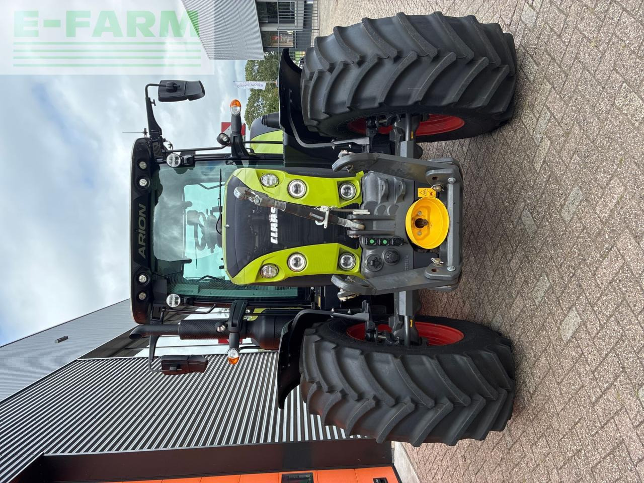 CLAAS ARION 630 St5 CMATIC CIS+ CMATIC CIS+ - Трактор: фото 2 CLAAS ARION 630 St5 CMATIC CIS+ CMATIC CIS+ - Трактор: фото 2