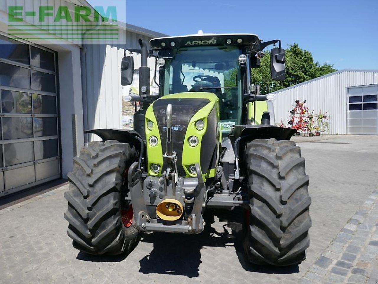 CLAAS arion 660 cmatic cebis CMATIC CEBIS - Трактор: фото 3 CLAAS arion 660 cmatic cebis CMATIC CEBIS - Трактор: фото 3