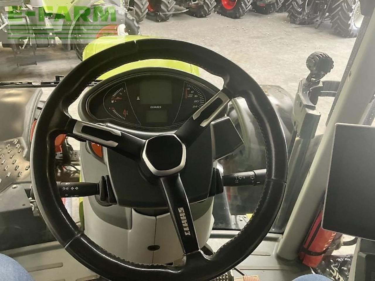 CLAAS arion 660 cmatic - st v first - Трактор: фото 4 CLAAS arion 660 cmatic - st v first - Трактор: фото 4