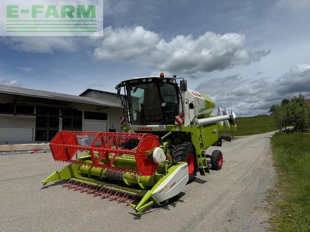 CLAAS avero 160 - Зерноуборочный комбайн: фото 1 CLAAS avero 160 - Зерноуборочный комбайн: фото 1