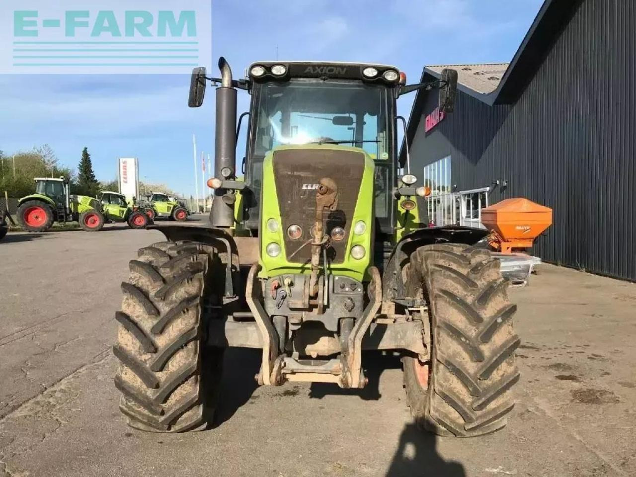 CLAAS axion 810 - Трактор: фото 4 CLAAS axion 810 - Трактор: фото 4