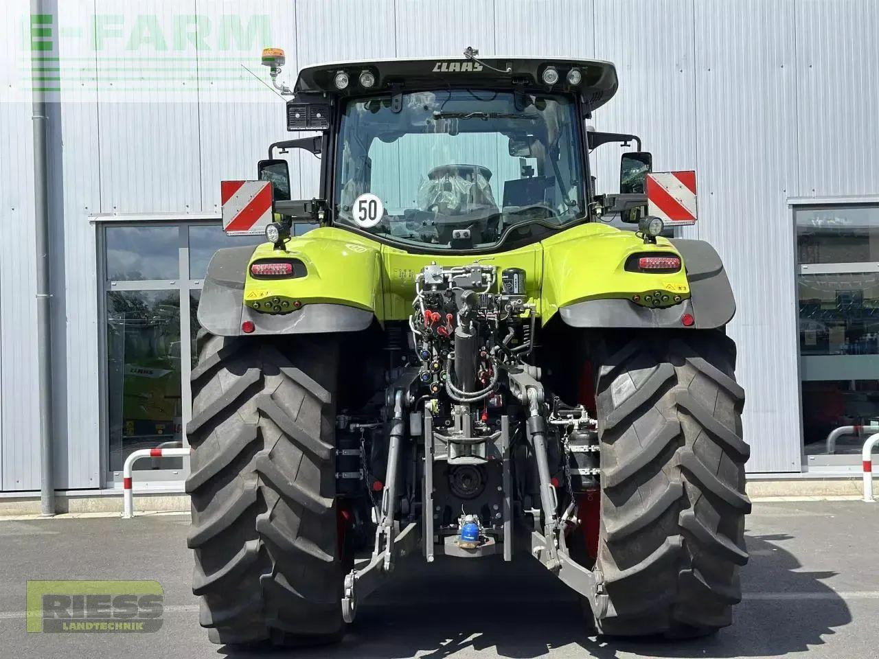 CLAAS axion 870 cebis cmatic CMATIC CEBIS - Трактор: фото 3 CLAAS axion 870 cebis cmatic CMATIC CEBIS - Трактор: фото 3