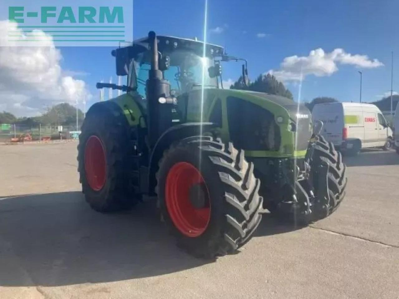 CLAAS axion 930 cmatic cebis CMATIC CEBIS - Трактор: фото 2 CLAAS axion 930 cmatic cebis CMATIC CEBIS - Трактор: фото 2