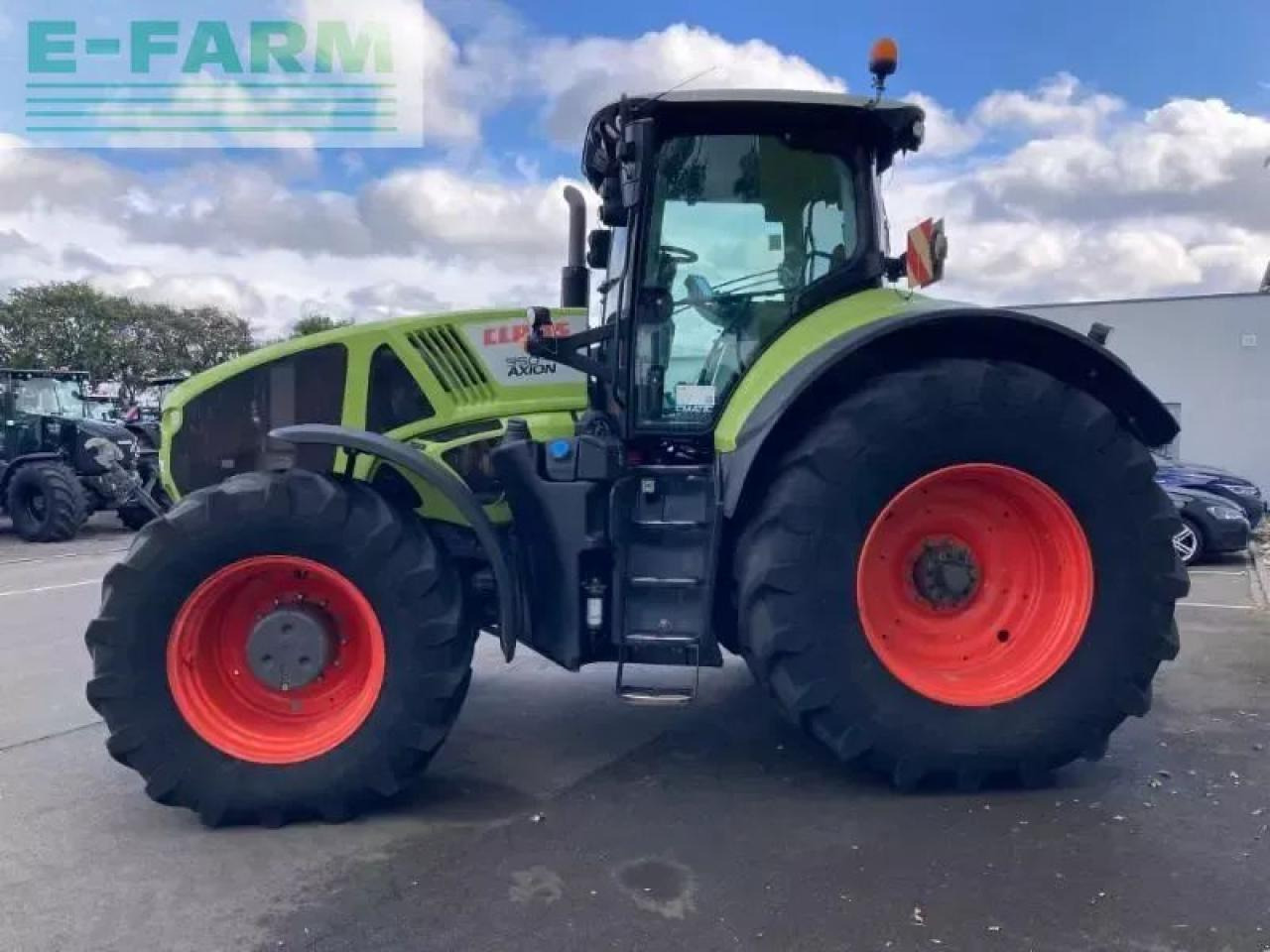 CLAAS axion 950 cmatic cebis CMATIC CEBIS - Трактор: фото 2 CLAAS axion 950 cmatic cebis CMATIC CEBIS - Трактор: фото 2