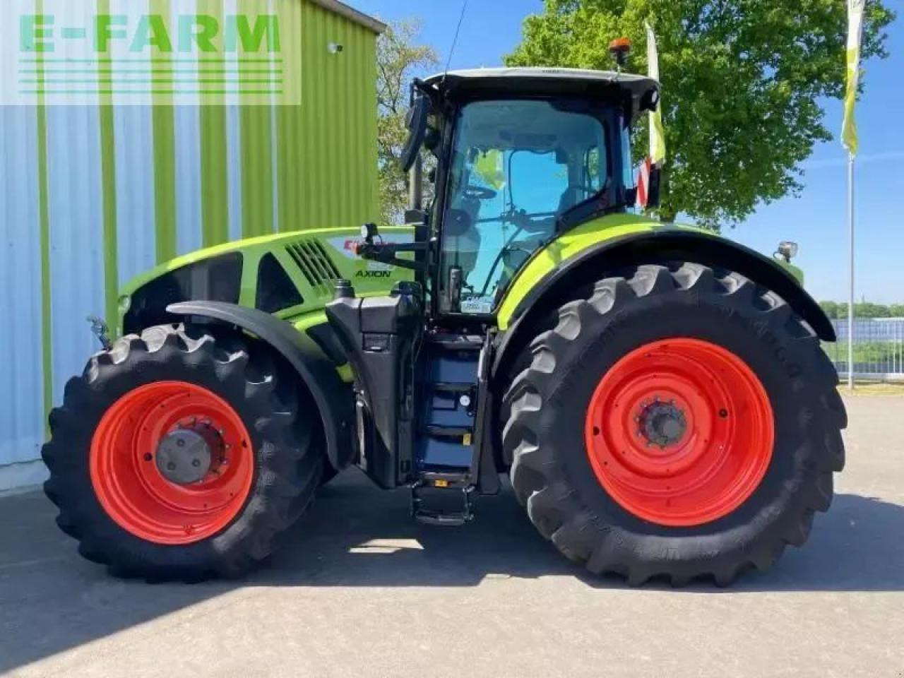 CLAAS axion 950 cmatic cis+ CMATIC CIS+ - Трактор: фото 5 CLAAS axion 950 cmatic cis+ CMATIC CIS+ - Трактор: фото 5