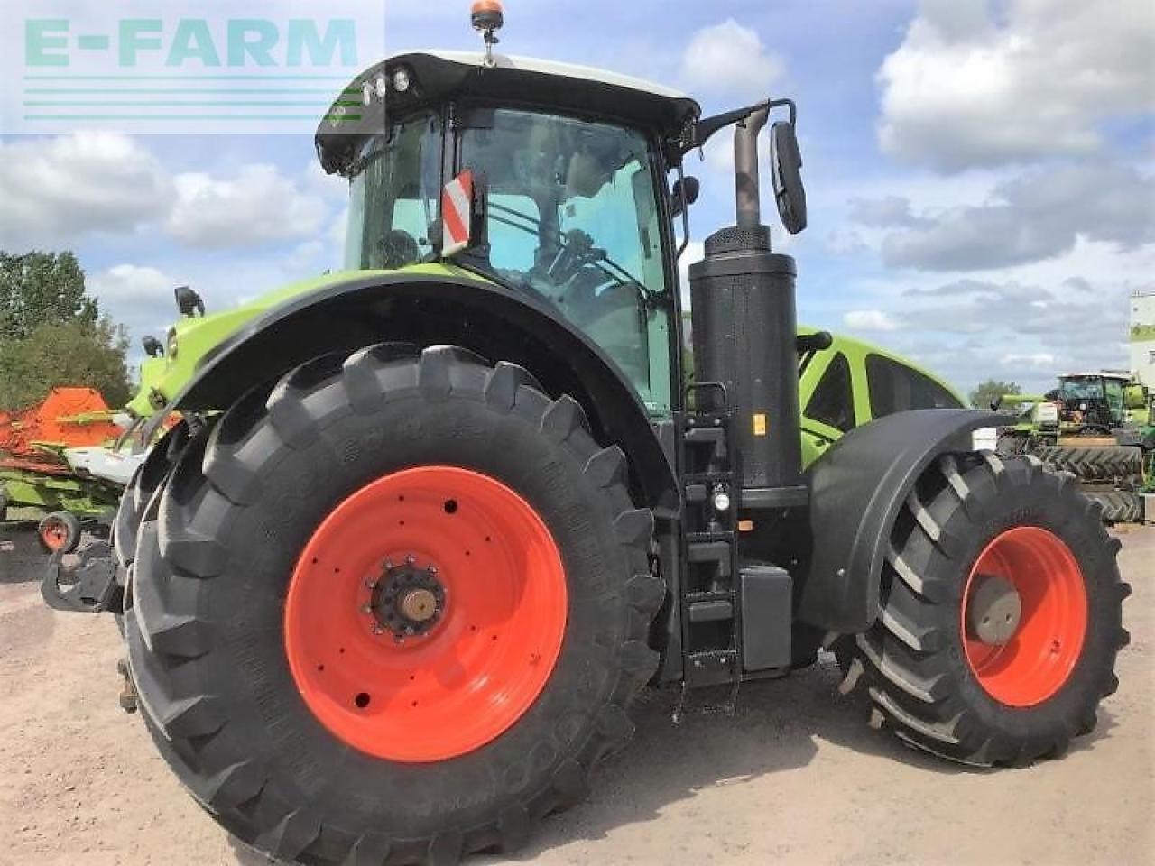 CLAAS axion 960 cebis - Трактор: фото 5 CLAAS axion 960 cebis - Трактор: фото 5