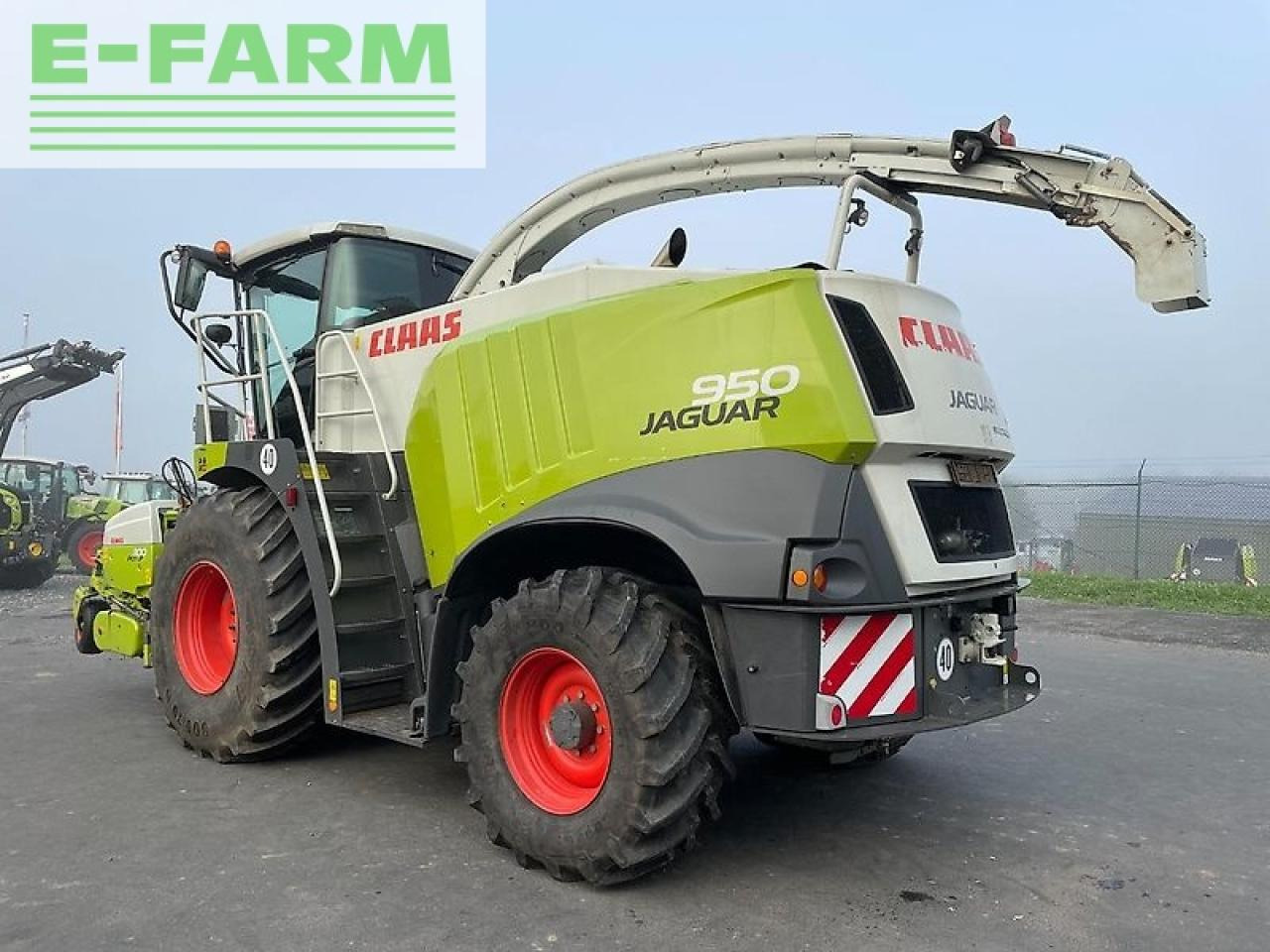 CLAAS jaguar 950 497 allrad mit pick-up - Кормоуборочный комбайн: фото 1 CLAAS jaguar 950 497 allrad mit pick-up - Кормоуборочный комбайн: фото 1