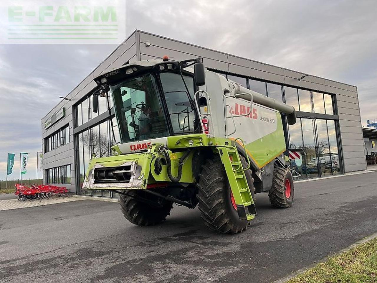 CLAAS lexion 570 - Зерноуборочный комбайн: фото 1 CLAAS lexion 570 - Зерноуборочный комбайн: фото 1