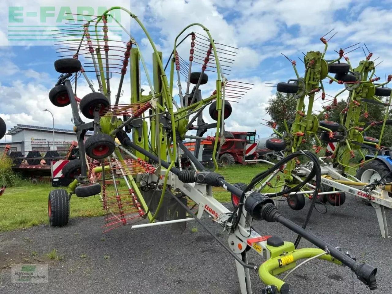 CLAAS liner 2800 - Сеноворошилка: фото 1 CLAAS liner 2800 - Сеноворошилка: фото 1