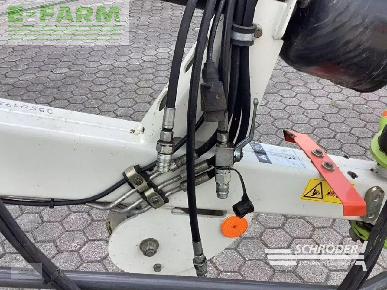 CLAAS liner 2800 - Сеноворошилка: фото 2 CLAAS liner 2800 - Сеноворошилка: фото 2