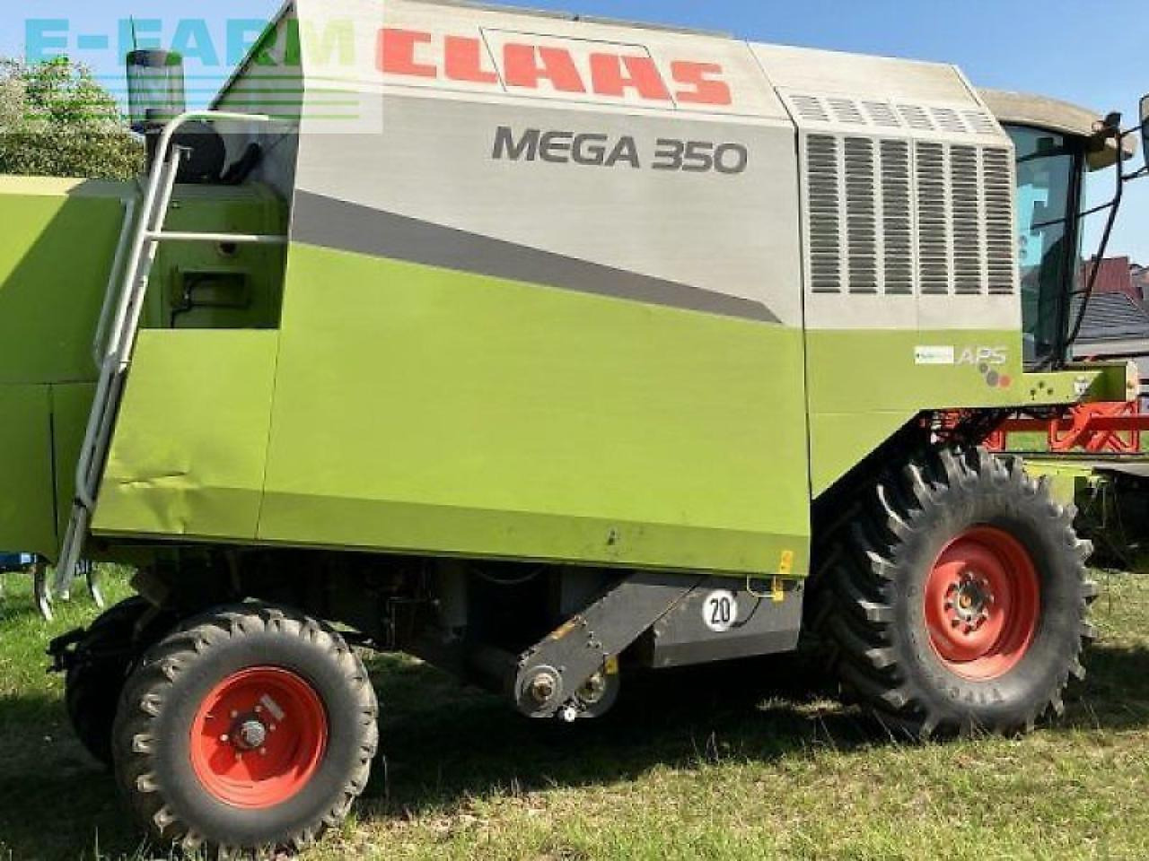 CLAAS mega 350 - Зерноуборочный комбайн: фото 2 CLAAS mega 350 - Зерноуборочный комбайн: фото 2