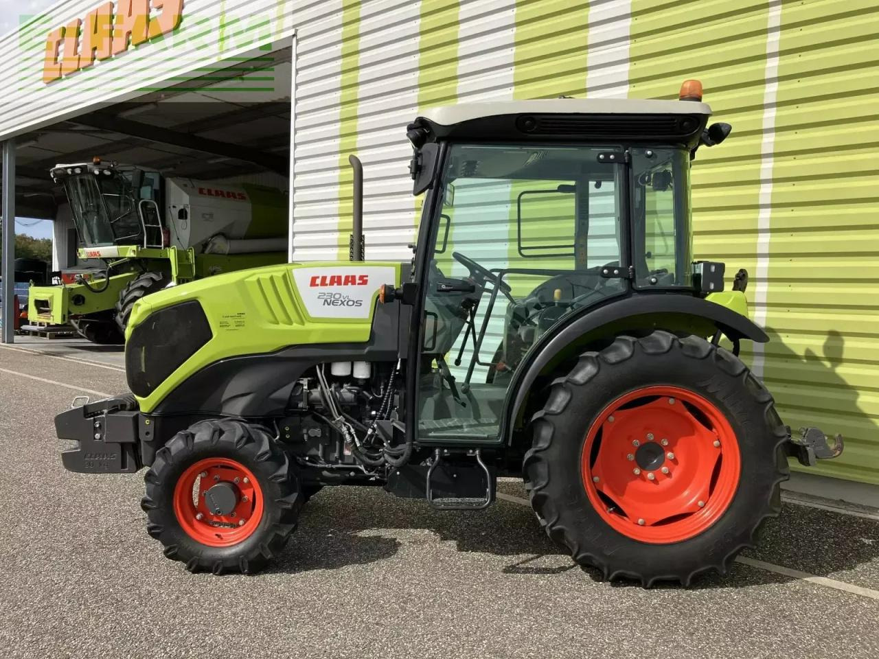 CLAAS nexos 230 vl proactiv isc* VL - Трактор: фото 2 CLAAS nexos 230 vl proactiv isc* VL - Трактор: фото 2