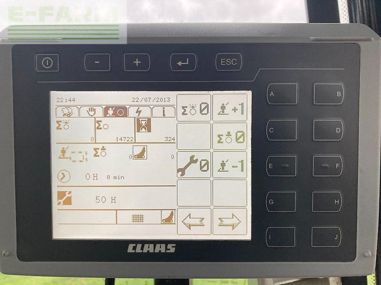 CLAAS rollant 374 rc pro - Пресс-подборщик тюковый: фото 4 CLAAS rollant 374 rc pro - Пресс-подборщик тюковый: фото 4