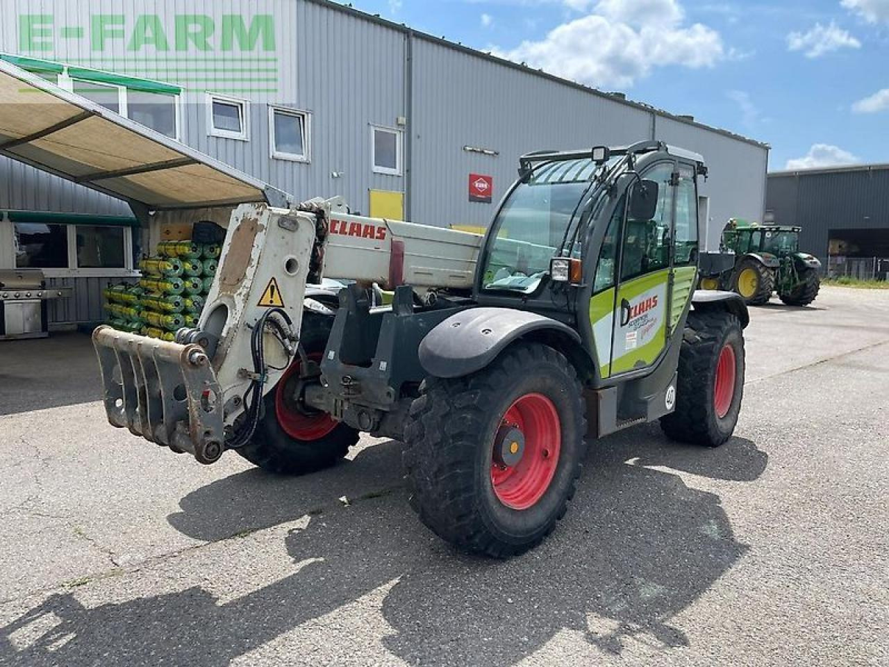 CLAAS scorpion 9040 varipower plus - Телескопический погрузчик: фото 1 CLAAS scorpion 9040 varipower plus - Телескопический погрузчик: фото 1