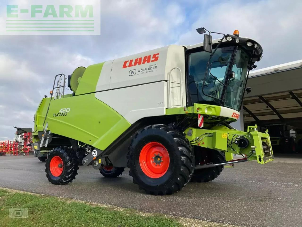 CLAAS tucano 420 - Зерноуборочный комбайн: фото 5 CLAAS tucano 420 - Зерноуборочный комбайн: фото 5