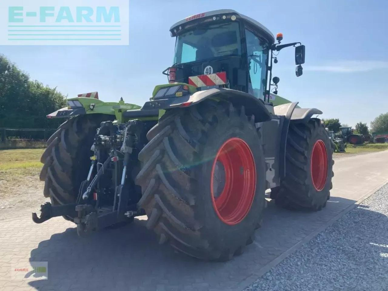 CLAAS xerion 5000 trac TRAC - Трактор: фото 5 CLAAS xerion 5000 trac TRAC - Трактор: фото 5