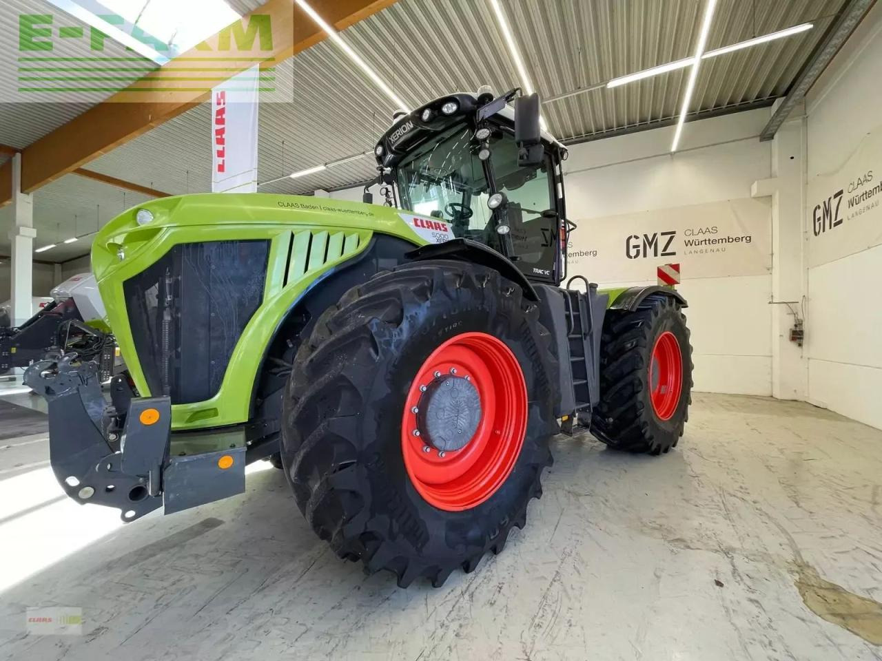 CLAAS xerion 5000 trac vc TRAC VC - Трактор: фото 3 CLAAS xerion 5000 trac vc TRAC VC - Трактор: фото 3