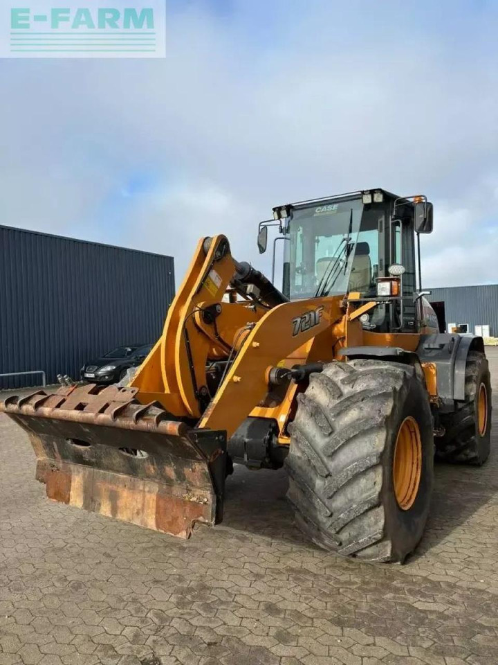 Case-IH 721 f 721 f - Мини-экскаватор: фото 5 Case-IH 721 f 721 f - Мини-экскаватор: фото 5