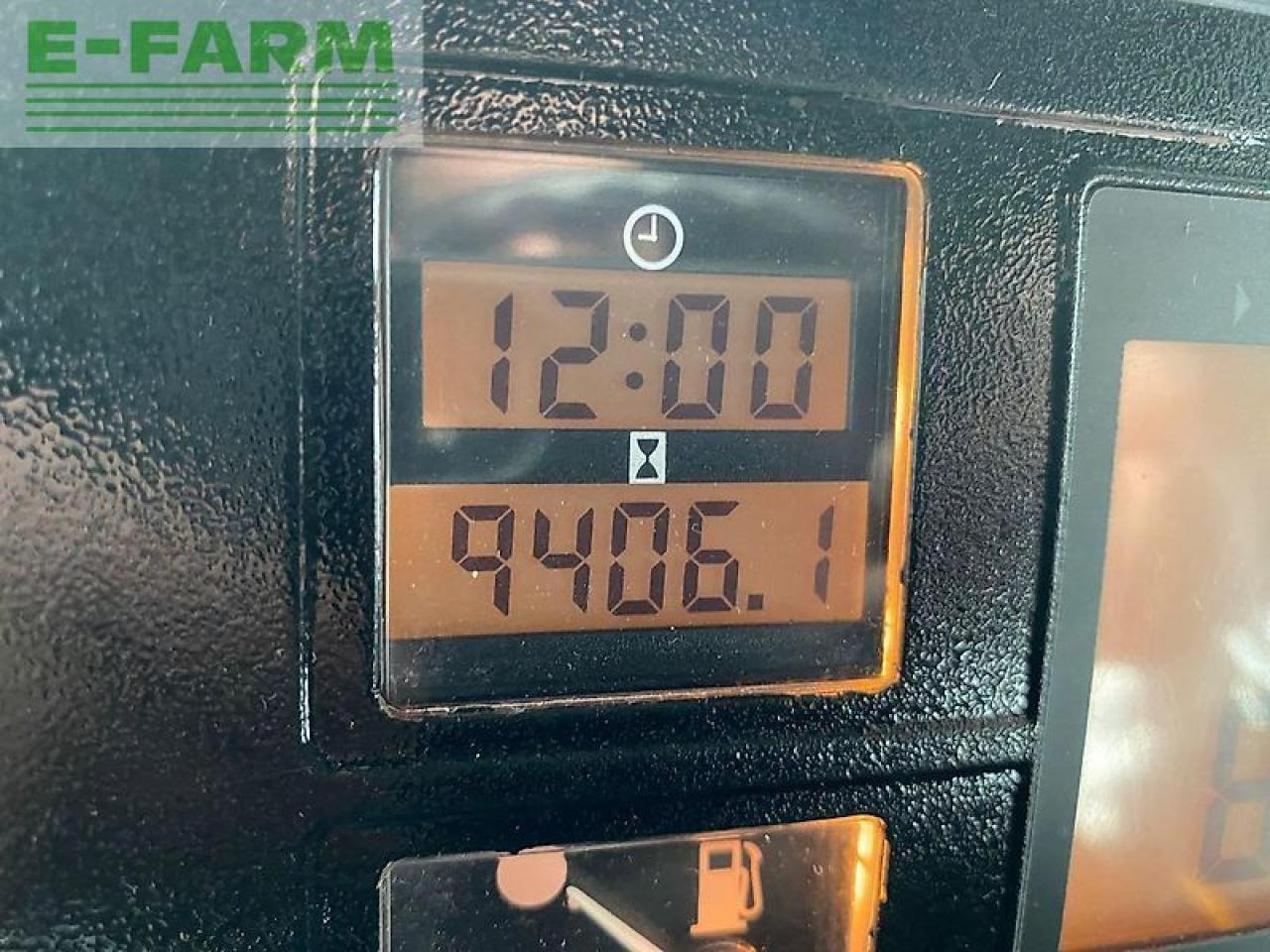 Трактор Case-IH mx 135: фото 11