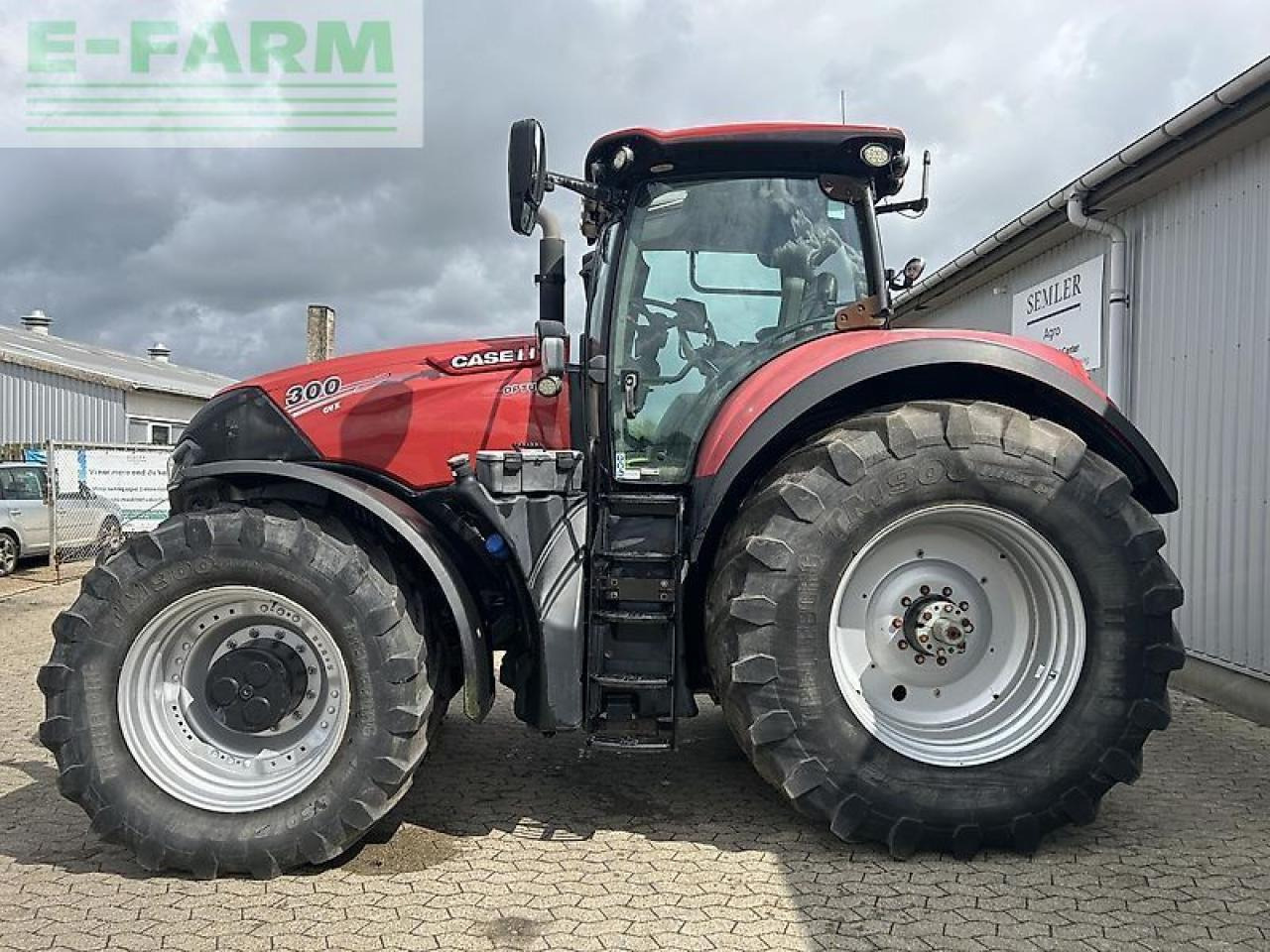 Case-IH optum 300 cvx CVX - Трактор: фото 2 Case-IH optum 300 cvx CVX - Трактор: фото 2