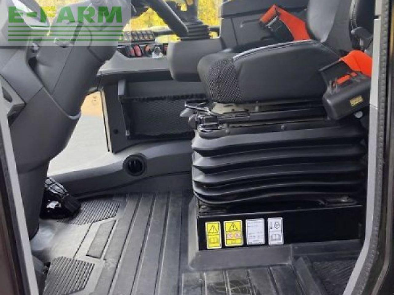 Мини-экскаватор Caterpillar cat 938m: фото 9