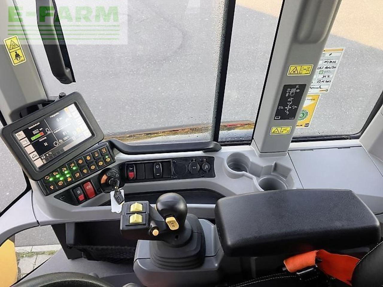 Мини-экскаватор Caterpillar cat 938m: фото 8