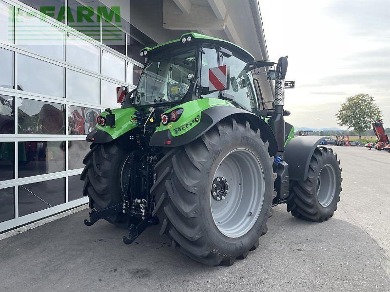 Deutz-Fahr 6185 ttv warrior agrotron - messepreis TTV - Трактор: фото 3 Deutz-Fahr 6185 ttv warrior agrotron - messepreis TTV - Трактор: фото 3