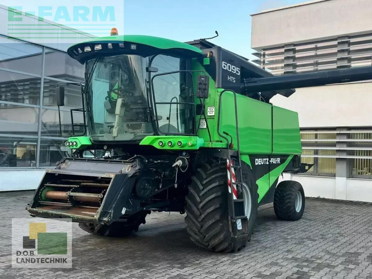 Deutz-Fahr topliner 6095 hts - Зерноуборочный комбайн: фото 1 Deutz-Fahr topliner 6095 hts - Зерноуборочный комбайн: фото 1