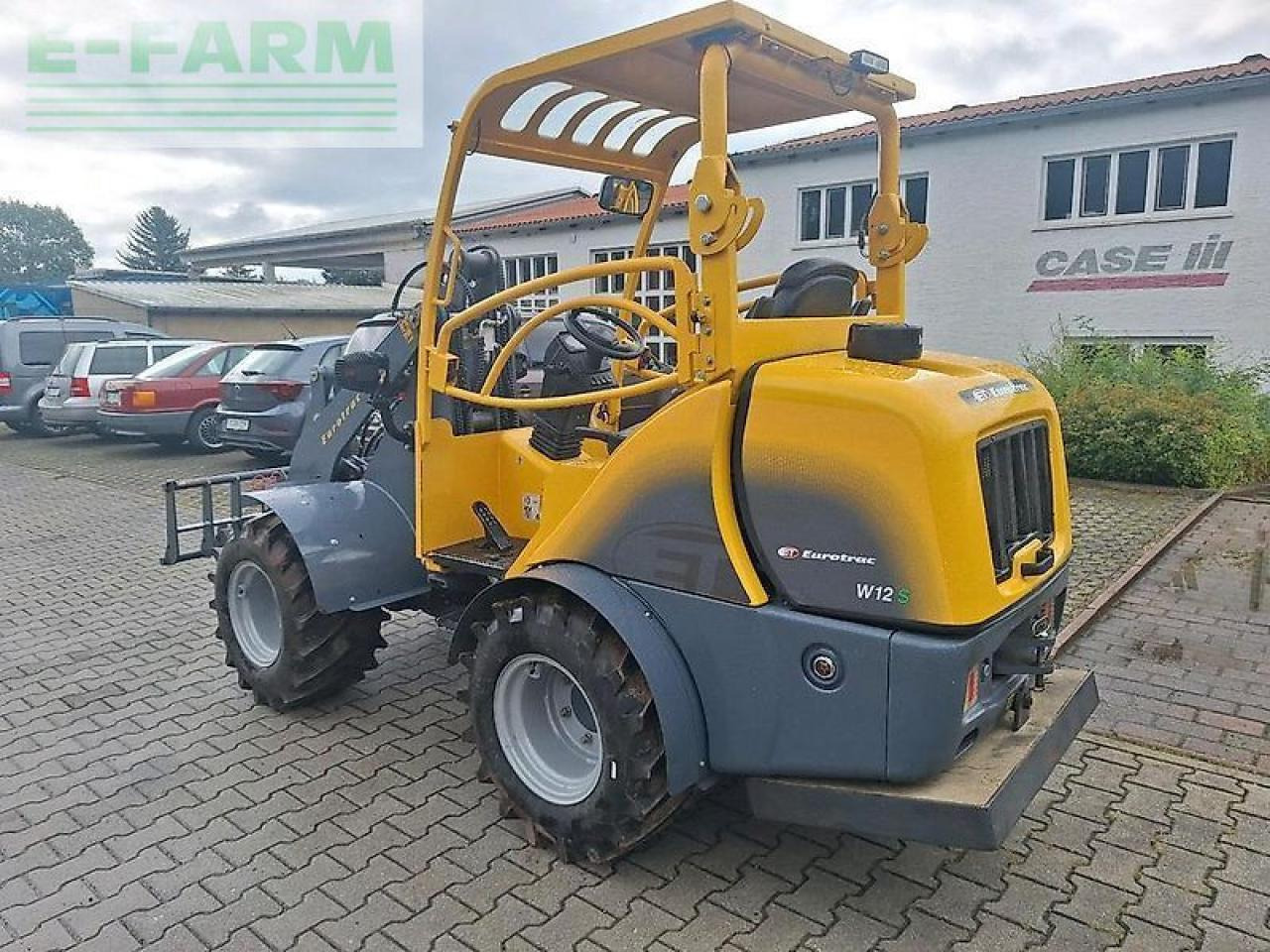 Eurotrac w12s-2 hoflader radlader lader euroaufnahme 820/w12s - Мини-экскаватор: фото 3 Eurotrac w12s-2 hoflader radlader lader euroaufnahme 820/w12s - Мини-экскаватор: фото 3