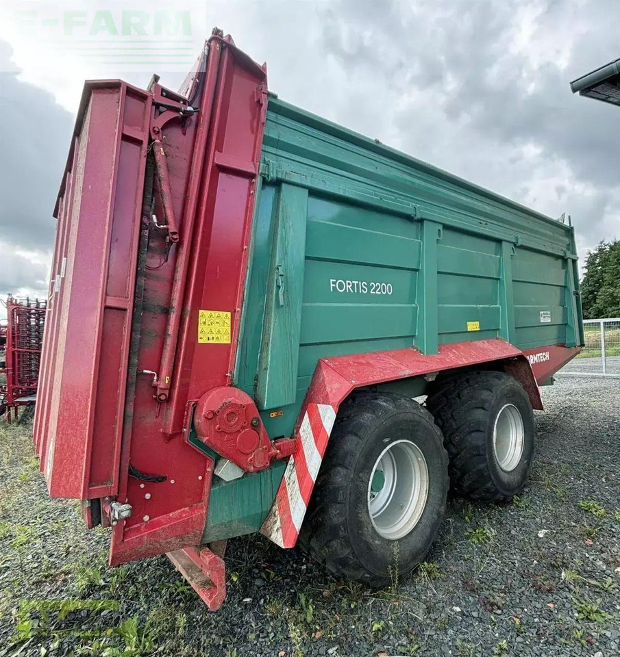 Farmtech fortis 2200 abschiebewagen + streuwerk - Сельскохозяйственный прицеп-самосвал: фото 2 Farmtech fortis 2200 abschiebewagen + streuwerk - Сельскохозяйственный прицеп-самосвал: фото 2