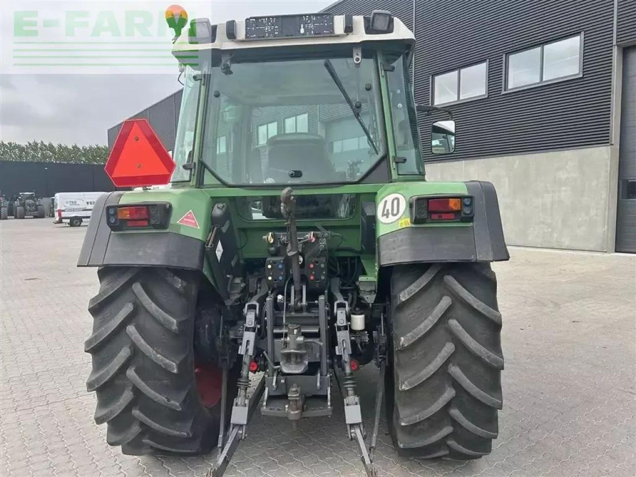 Fendt 309 c med fendt læsser - Трактор: фото 4 Fendt 309 c med fendt læsser - Трактор: фото 4