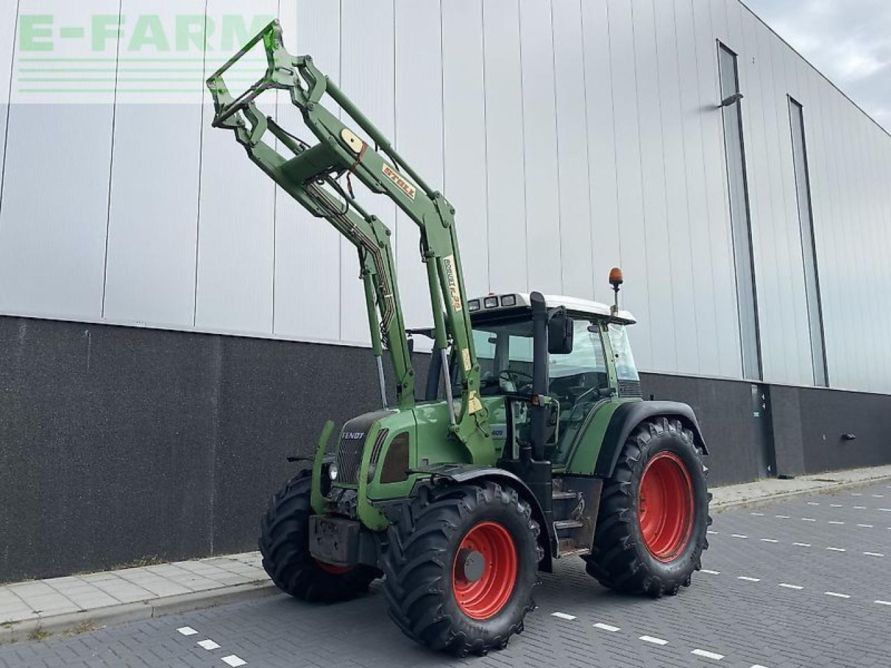 Fendt 409 vario met stoll fz 35 voorlader - Трактор: фото 1 Fendt 409 vario met stoll fz 35 voorlader - Трактор: фото 1