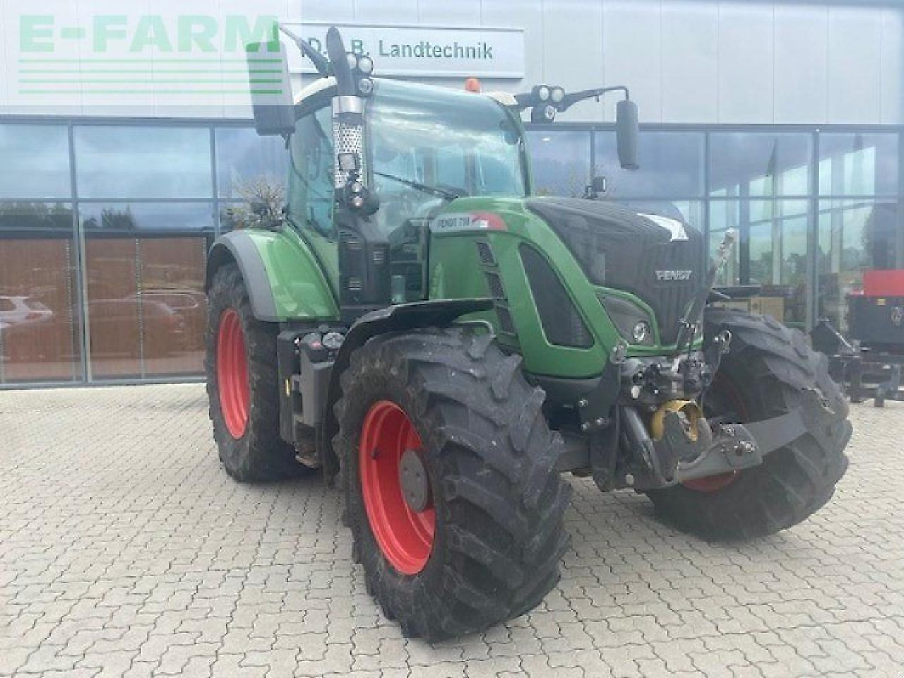 Fendt 718 vario power Power - Трактор: фото 1 Fendt 718 vario power Power - Трактор: фото 1