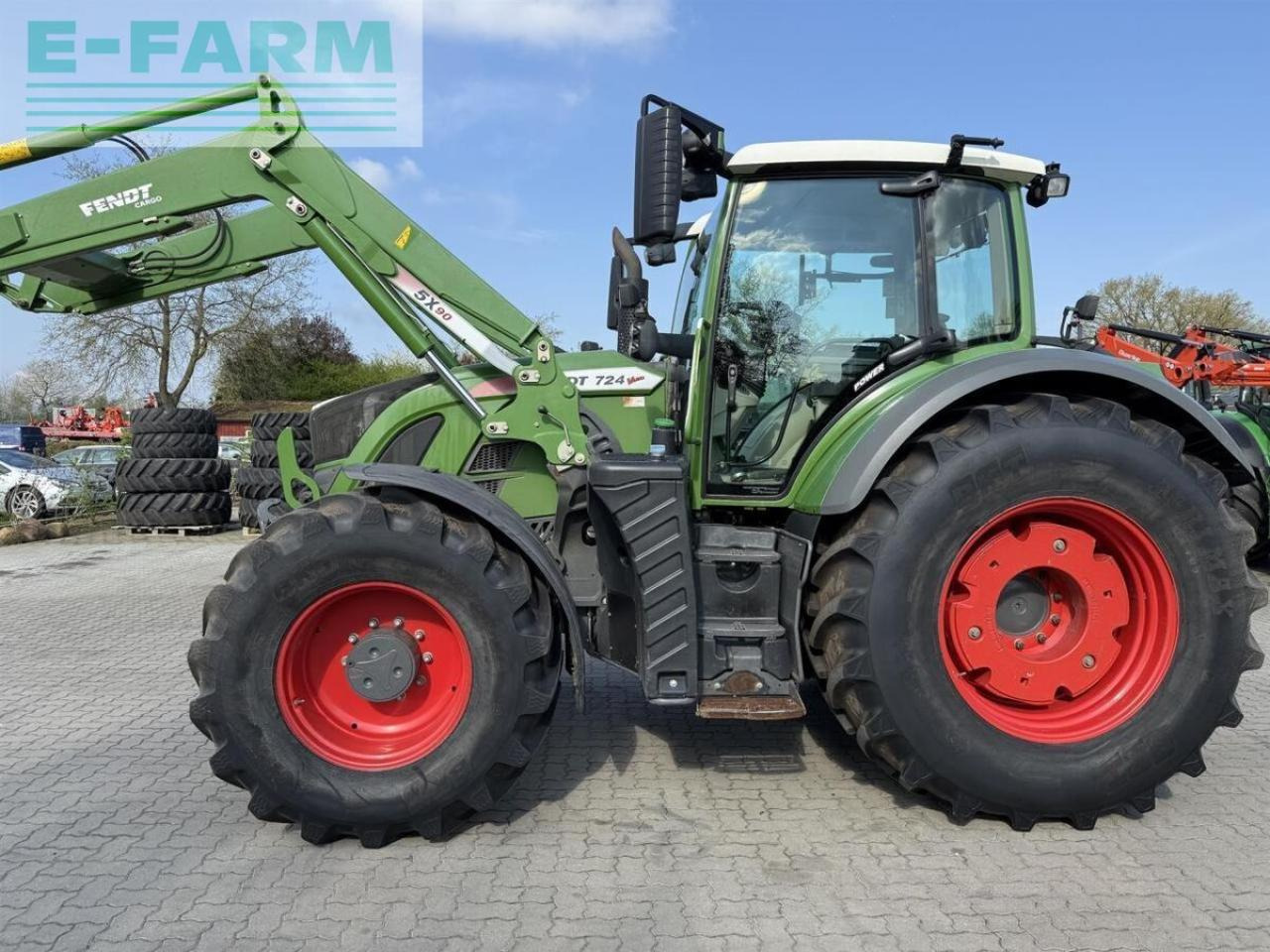 Fendt 724 power - Трактор: фото 2 Fendt 724 power - Трактор: фото 2