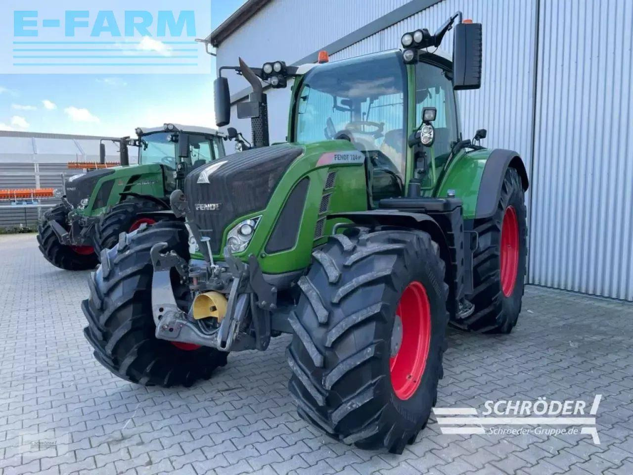 Fendt 724 s4 profi plus - Трактор: фото 5 Fendt 724 s4 profi plus - Трактор: фото 5