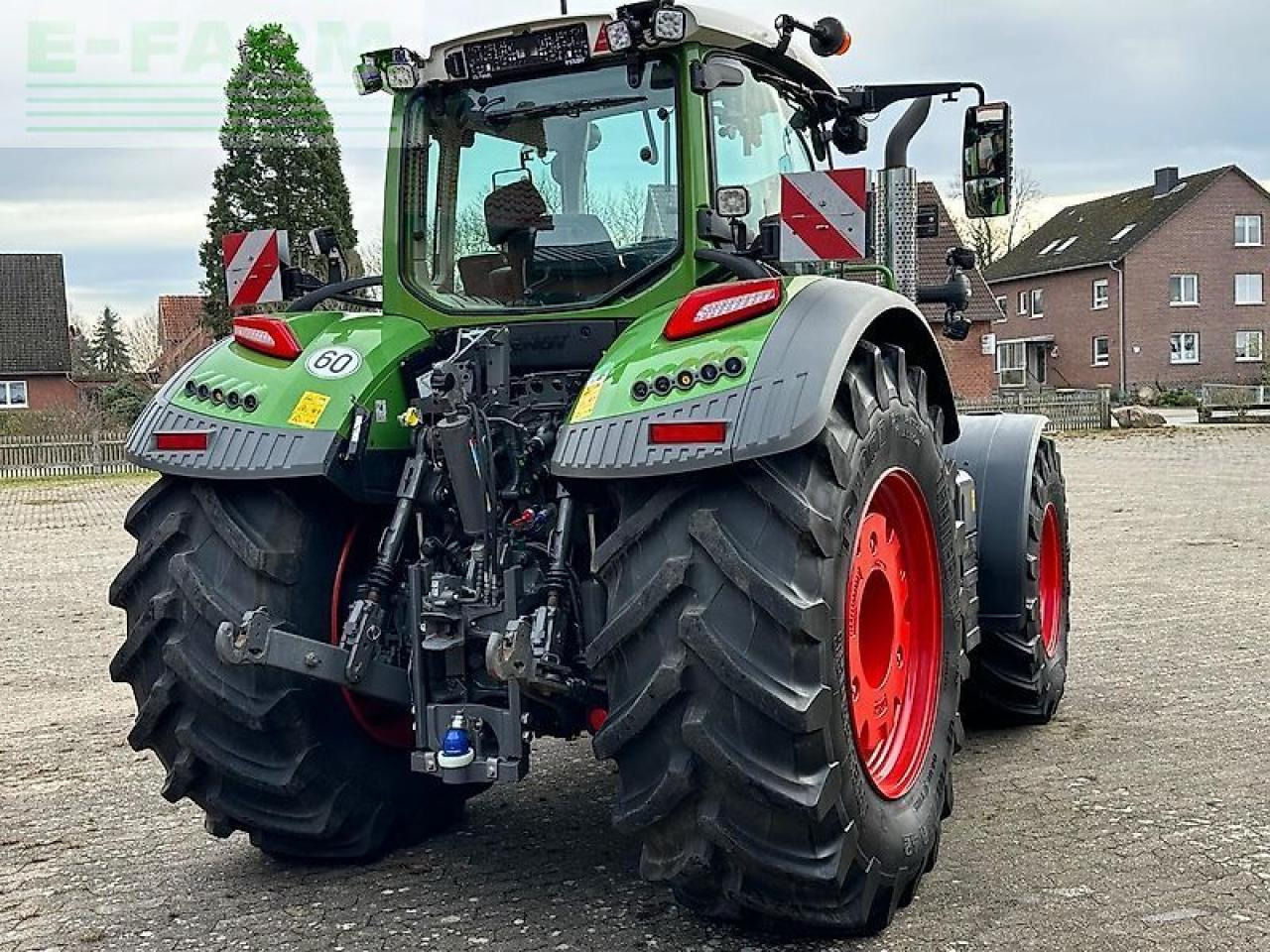 Fendt 728 vario gen7 profi+ setting2 *vollausstattung* ProfiPlus - Трактор: фото 5 Fendt 728 vario gen7 profi+ setting2 *vollausstattung* ProfiPlus - Трактор: фото 5