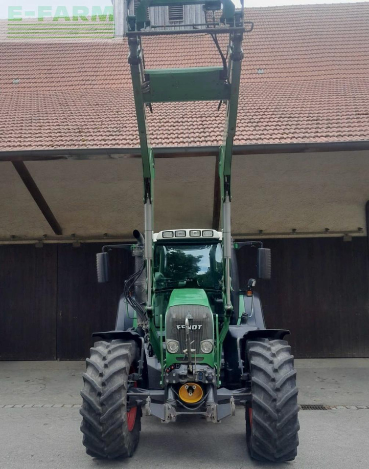 Fendt 820 Vario - Трактор: фото 1 Fendt 820 Vario - Трактор: фото 1