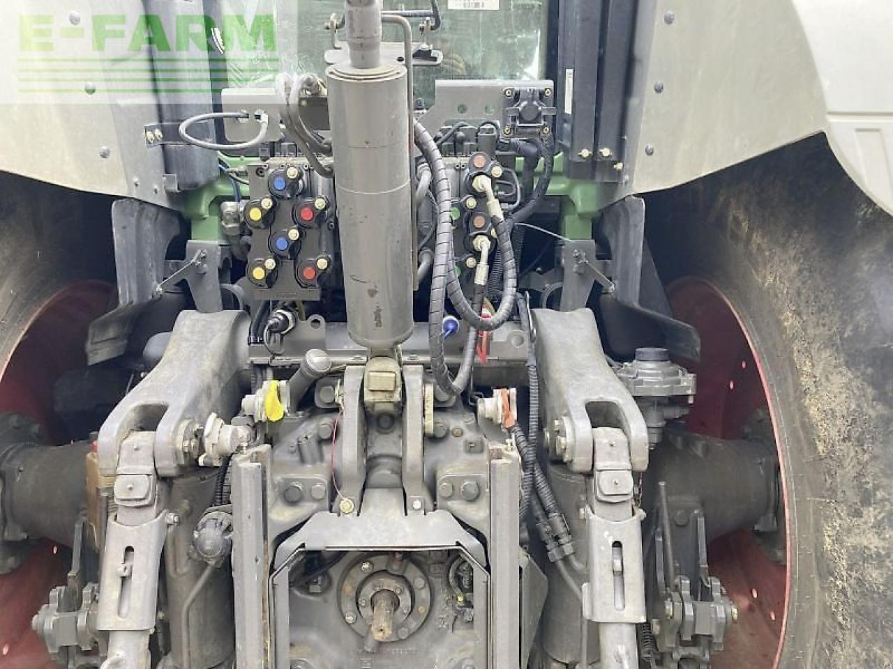Трактор Fendt 824 vario s4 profi plus ProfiPlus: фото 8