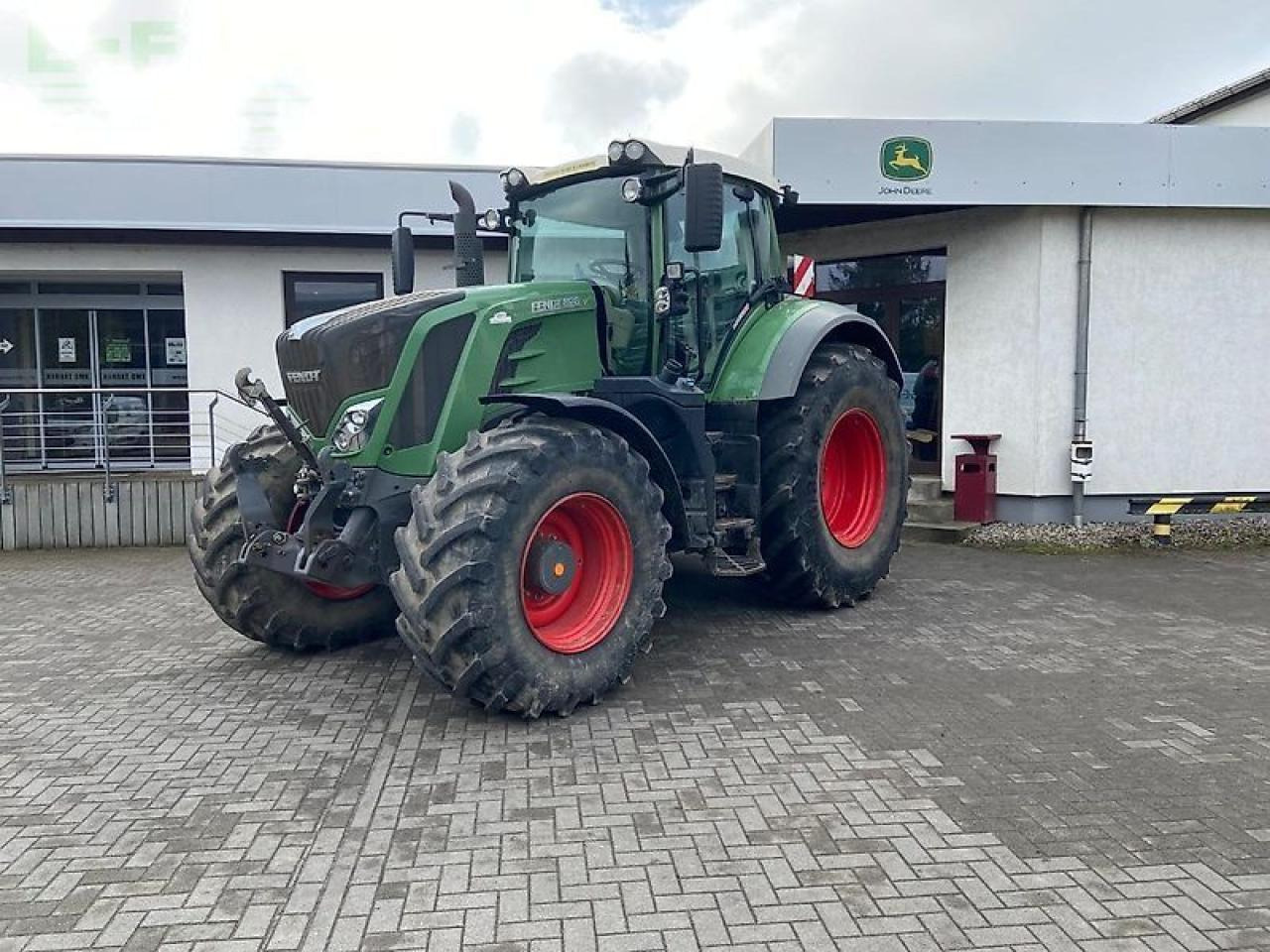 Fendt 828 - Трактор: фото 1 Fendt 828 - Трактор: фото 1